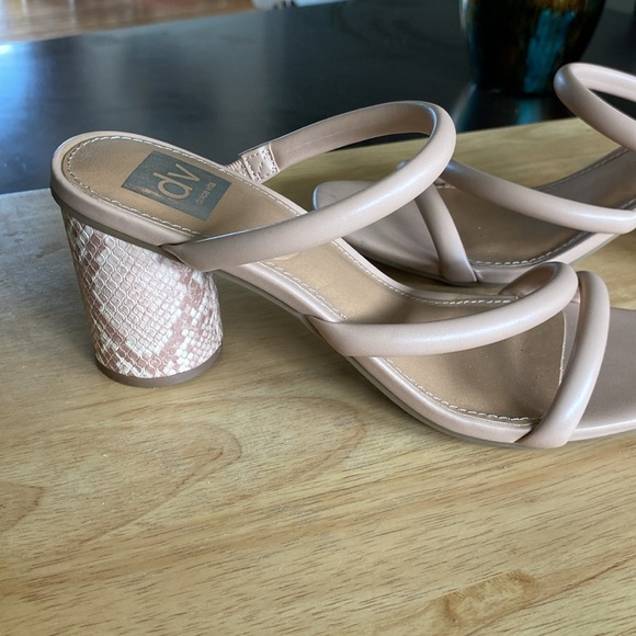 DV BY DOLCE VITA Myla Womens Nude Heeled Mules - Picture 4 of 6